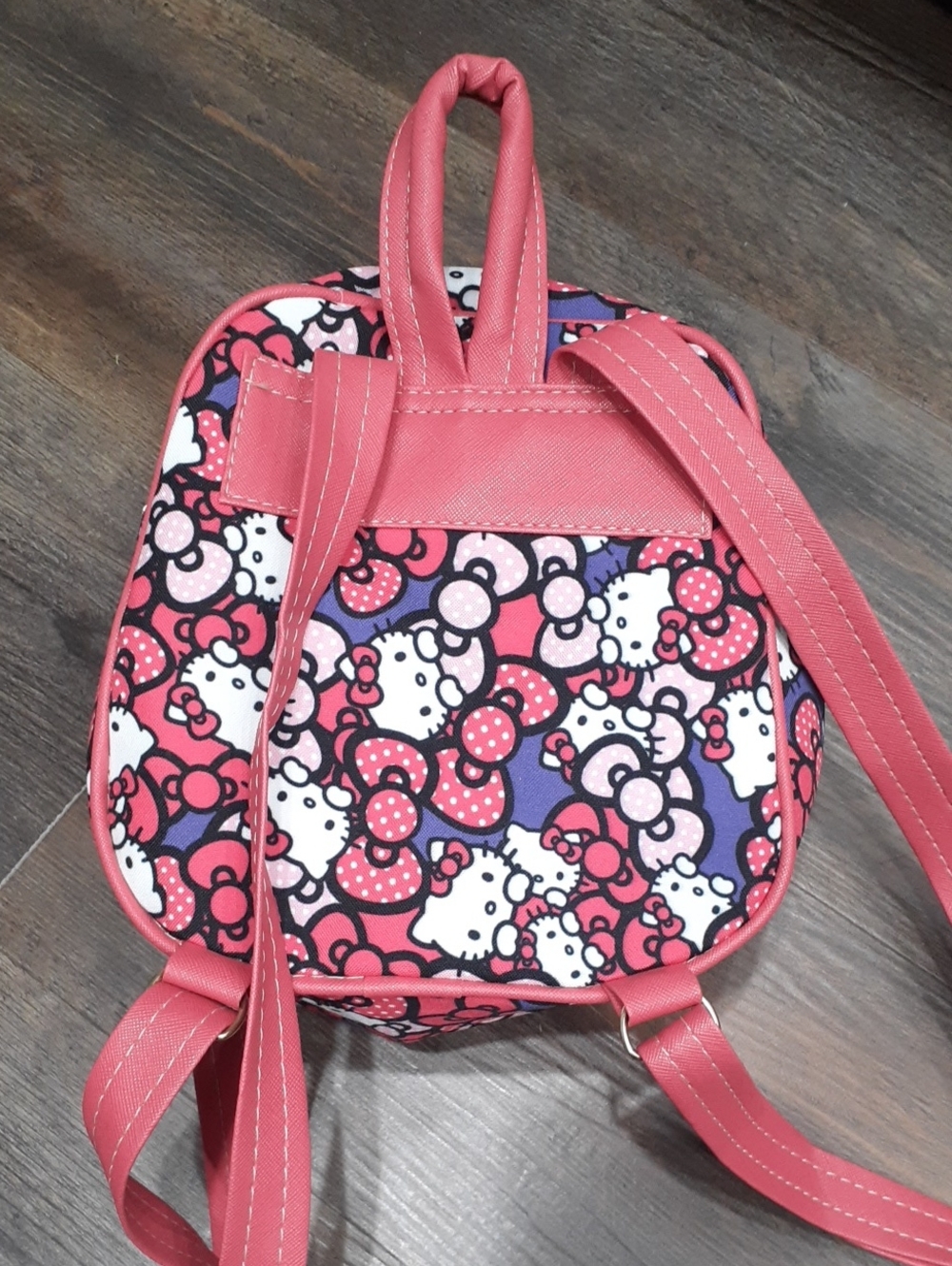 Hello Kitty Pink Patterned Backpack - Picture 5 of 7
